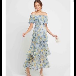 Fun flowy strapless dress from Few Moda